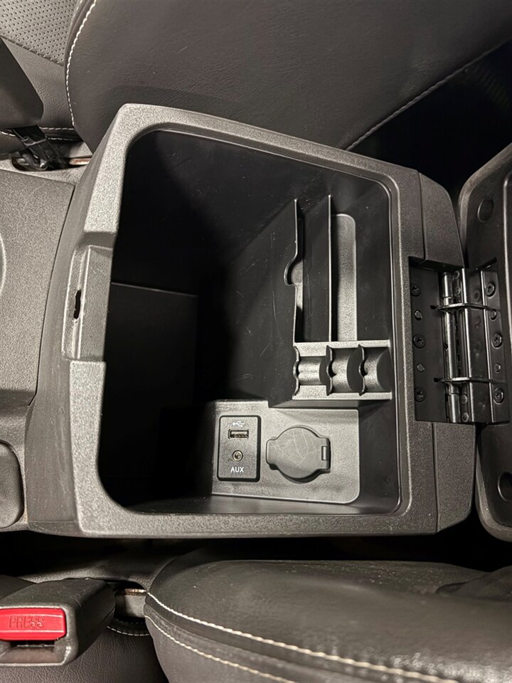 2015 Nissan Frontier PRO-4X   - Photo 49 - Bismarck, ND 58503