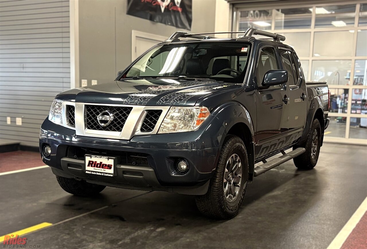 2015 Nissan Frontier PRO-4X   - Photo 1 - Bismarck, ND 58503
