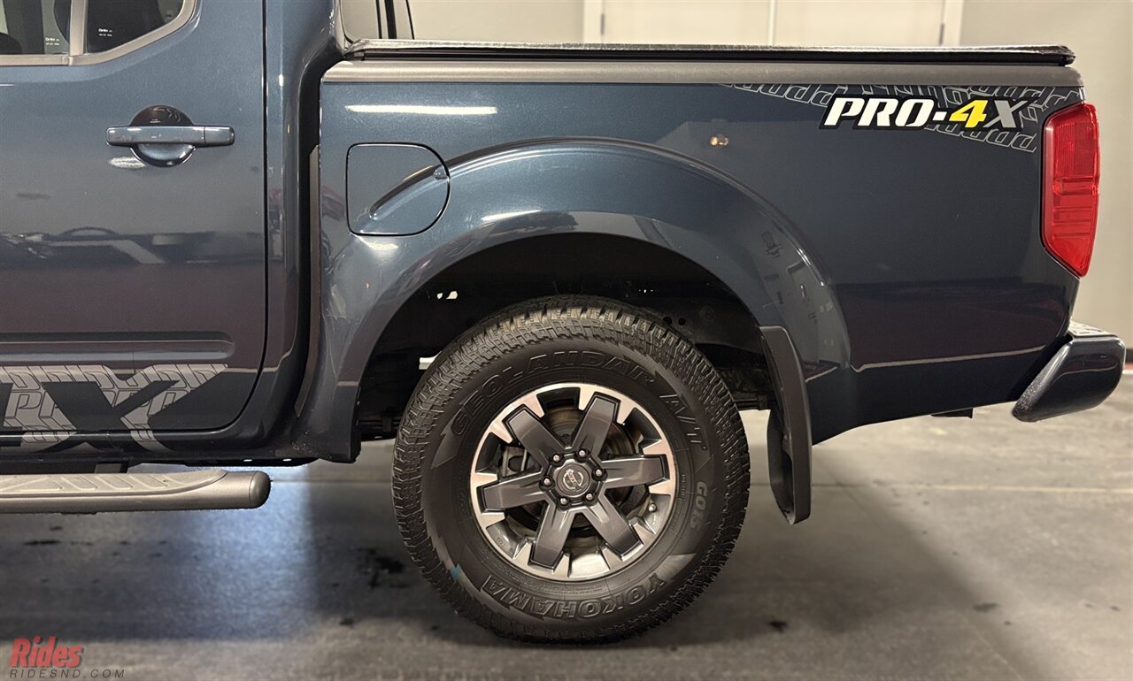 2015 Nissan Frontier PRO-4X   - Photo 15 - Bismarck, ND 58503