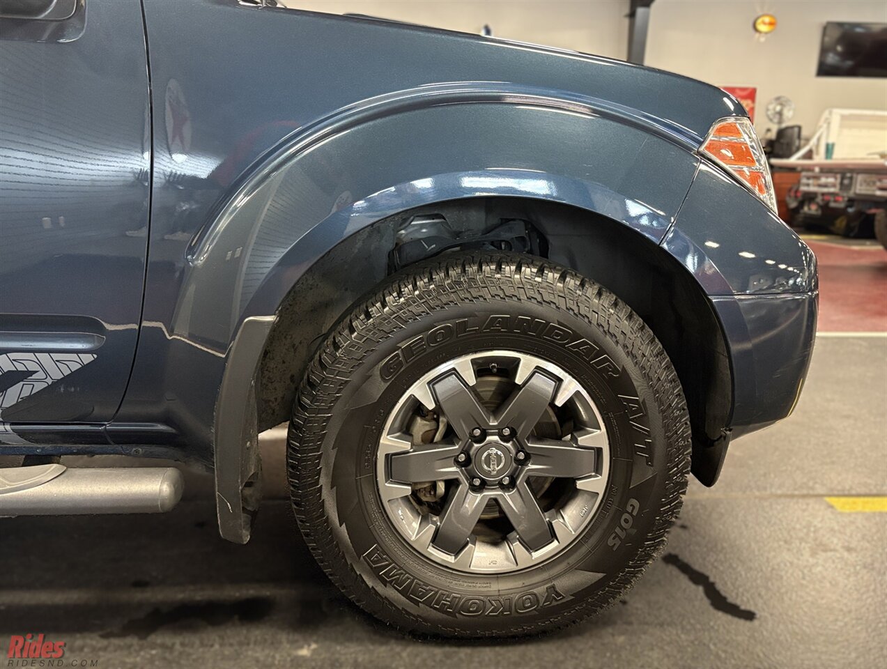 2015 Nissan Frontier PRO-4X   - Photo 30 - Bismarck, ND 58503