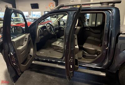 2015 Nissan Frontier PRO-4X   - Photo 9 - Bismarck, ND 58503