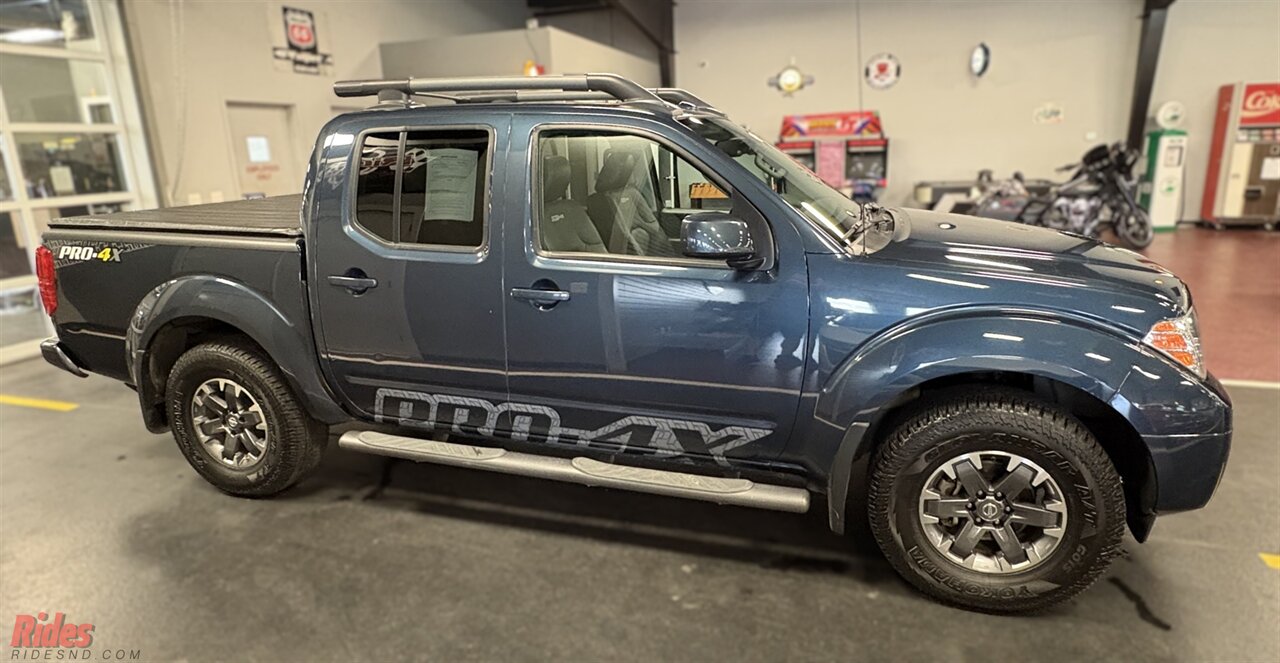 2015 Nissan Frontier PRO-4X   - Photo 32 - Bismarck, ND 58503