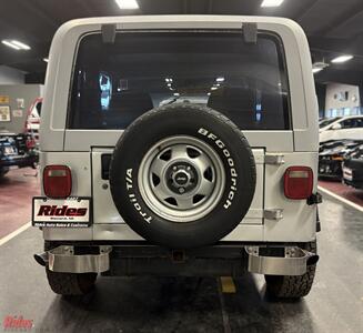 1989 Jeep Wrangler YJ   - Photo 12 - Bismarck, ND 58503