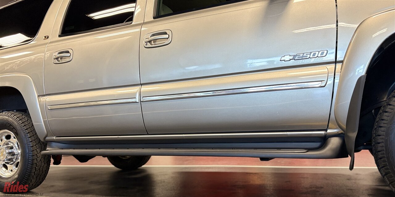 2001 Chevrolet Suburban 2500 LT   - Photo 67 - Bismarck, ND 58503