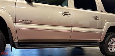 2001 Chevrolet Suburban 2500 LT   - Photo 11 - Bismarck, ND 58503
