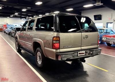 2001 Chevrolet Suburban 2500 LT   - Photo 43 - Bismarck, ND 58503