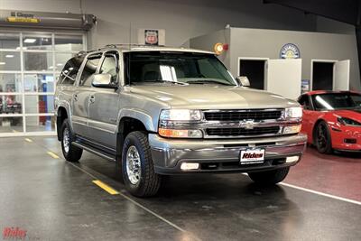 2001 Chevrolet Suburban 2500 LT   - Photo 2 - Bismarck, ND 58503