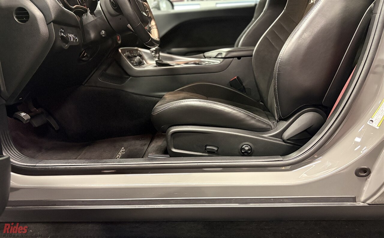 2018 Dodge Challenger SRT Hellcat   - Photo 15 - Bismarck, ND 58503