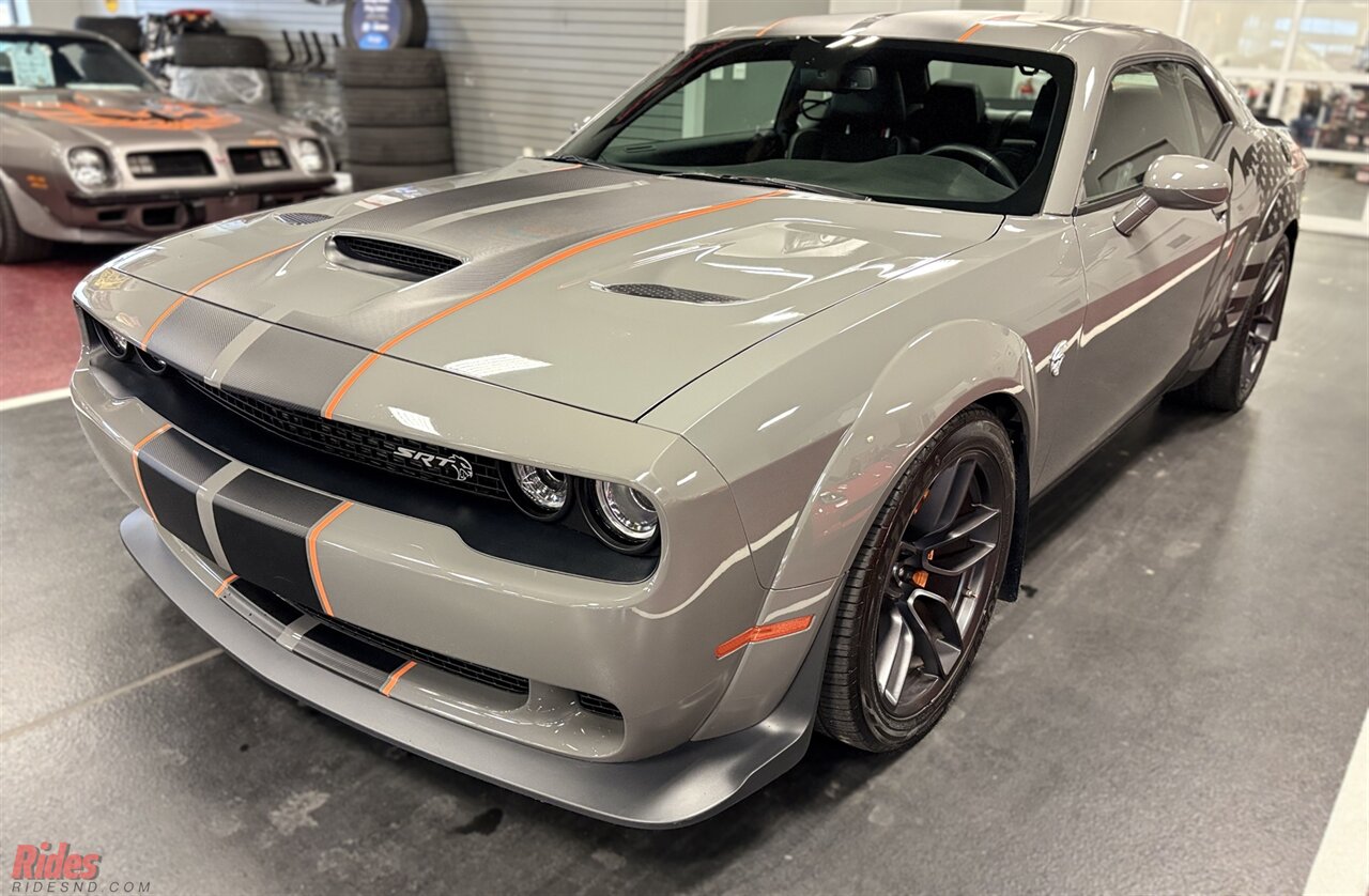 2018 Dodge Challenger SRT Hellcat   - Photo 3 - Bismarck, ND 58503