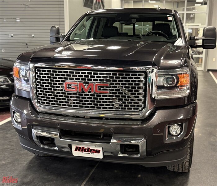2015 GMC Sierra 2500HD Denali  