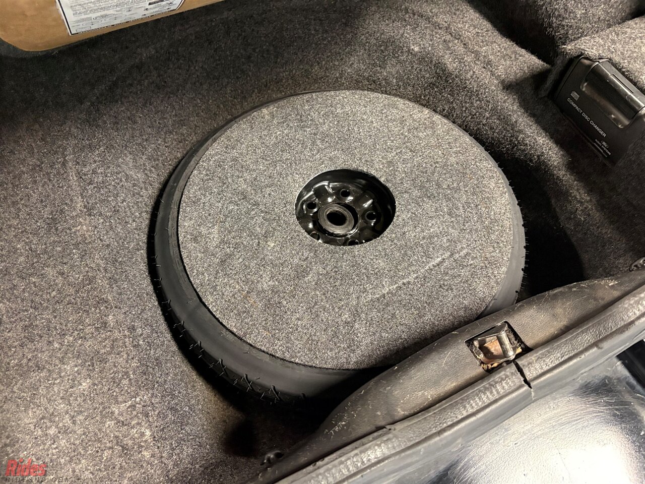 1994 Ford Thunderbird SC   - Photo 20 - Bismarck, ND 58503