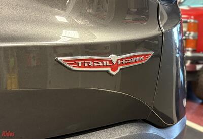 2018 Jeep Renegade Trailhawk   - Photo 27 - Bismarck, ND 58503