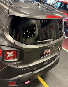 2018 Jeep Renegade Trailhawk   - Photo 22 - Bismarck, ND 58503