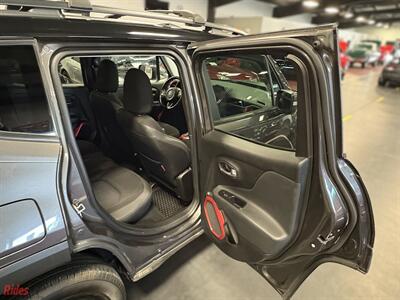 2018 Jeep Renegade Trailhawk   - Photo 32 - Bismarck, ND 58503