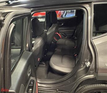 2018 Jeep Renegade Trailhawk   - Photo 15 - Bismarck, ND 58503