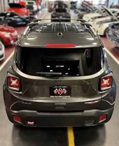 2018 Jeep Renegade Trailhawk   - Photo 24 - Bismarck, ND 58503