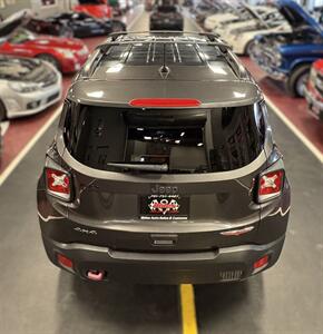 2018 Jeep Renegade Trailhawk   - Photo 23 - Bismarck, ND 58503