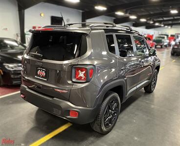 2018 Jeep Renegade Trailhawk   - Photo 30 - Bismarck, ND 58503