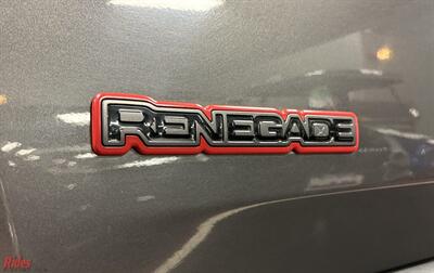 2018 Jeep Renegade Trailhawk   - Photo 7 - Bismarck, ND 58503