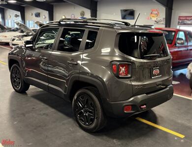 2018 Jeep Renegade Trailhawk   - Photo 18 - Bismarck, ND 58503