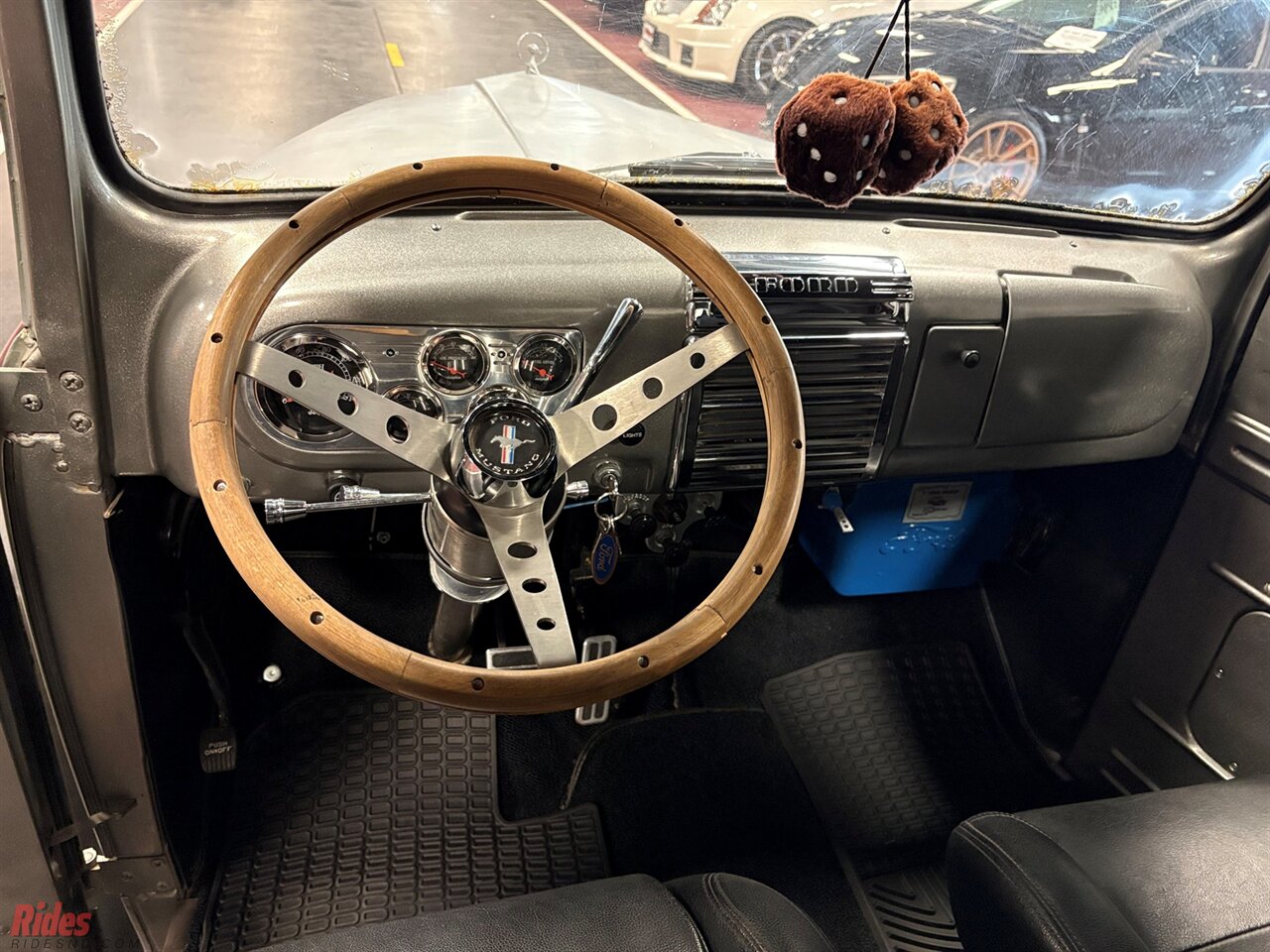 1949 Ford F3   - Photo 40 - Bismarck, ND 58503