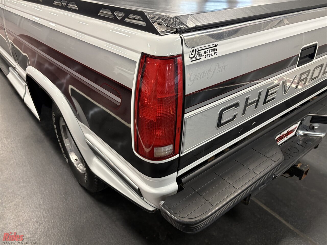 1997 Chevrolet K1500 Silverado Gran Prix   - Photo 14 - Bismarck, ND 58503