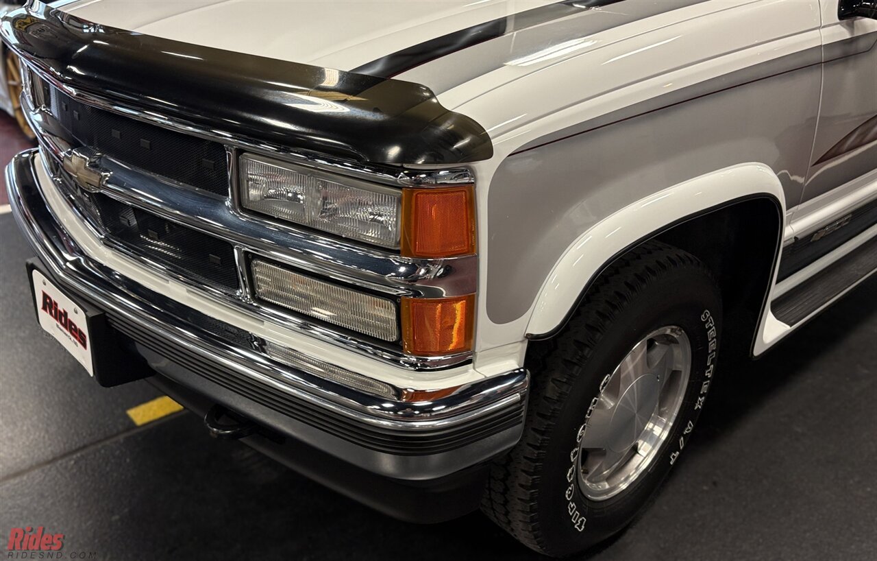 1997 Chevrolet K1500 Silverado Gran Prix   - Photo 2 - Bismarck, ND 58503