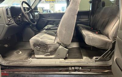 2002 Chevrolet Silverado 1500 LS   - Photo 8 - Bismarck, ND 58503