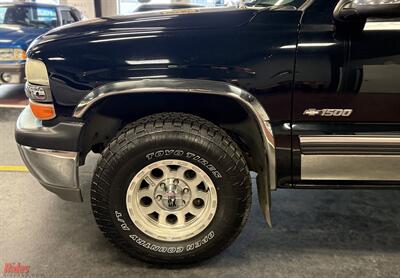 2002 Chevrolet Silverado 1500 LS   - Photo 4 - Bismarck, ND 58503