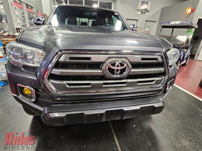 2017 Toyota Tacoma Limited   - Photo 21 - Bismarck, ND 58503