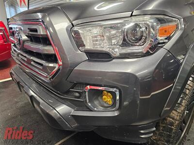 2017 Toyota Tacoma Limited   - Photo 2 - Bismarck, ND 58503