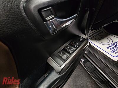 2017 Toyota Tacoma Limited   - Photo 27 - Bismarck, ND 58503