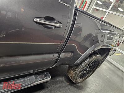 2017 Toyota Tacoma Limited   - Photo 7 - Bismarck, ND 58503
