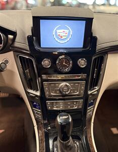 2011 Cadillac CTS-V   - Photo 23 - Bismarck, ND 58503