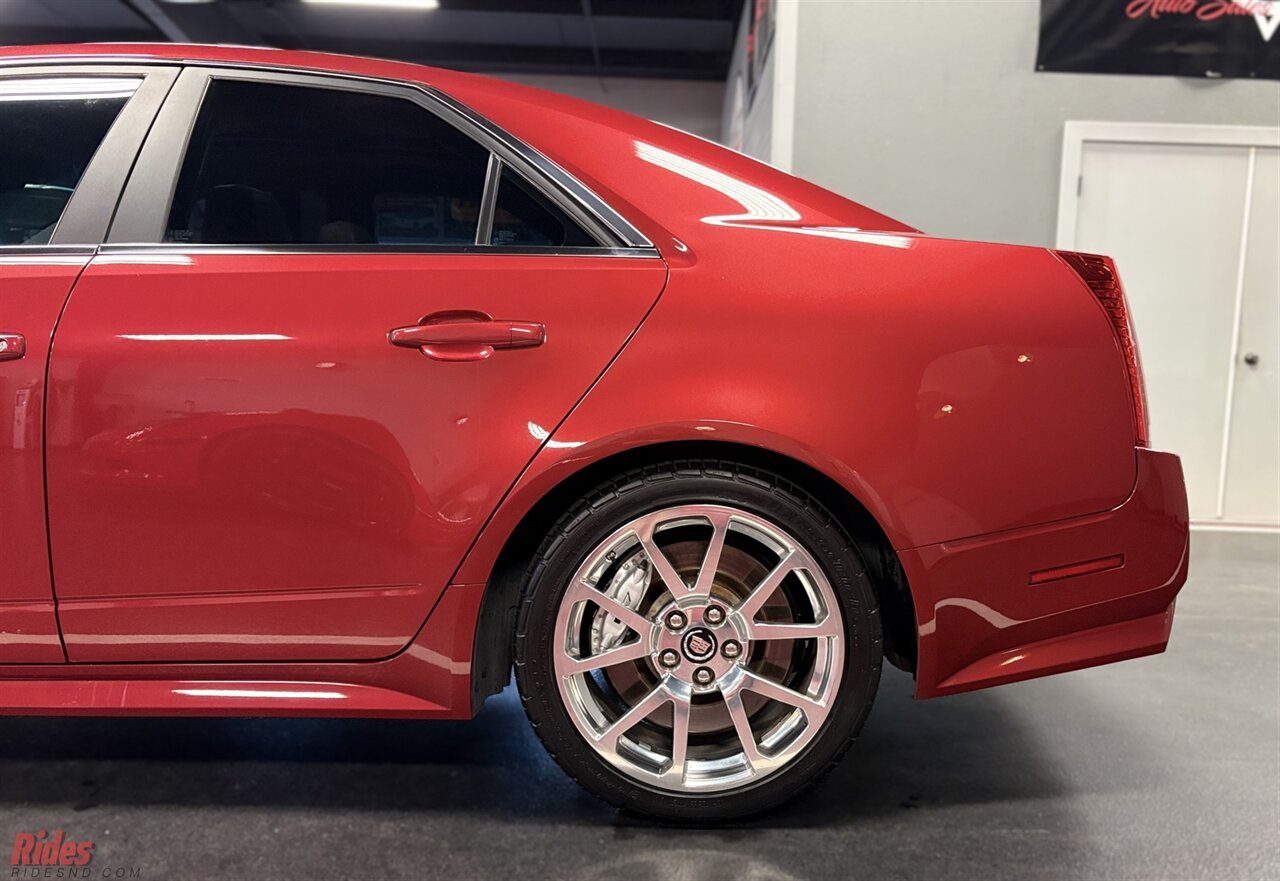 2011 Cadillac CTS-V   - Photo 34 - Bismarck, ND 58503
