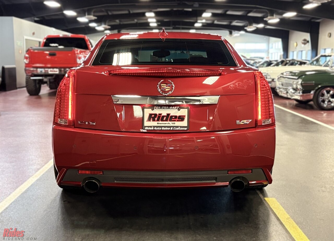 2011 Cadillac CTS-V   - Photo 37 - Bismarck, ND 58503