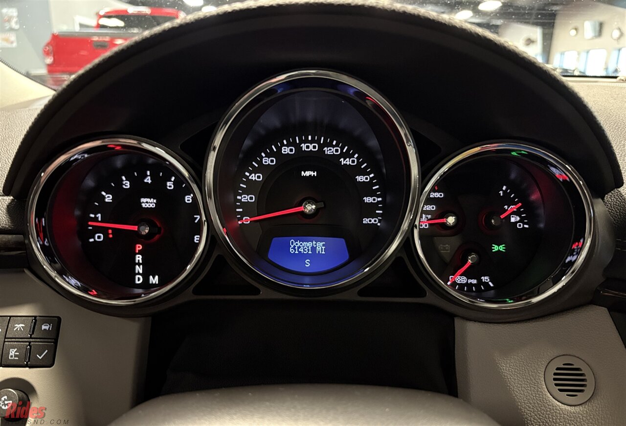 2011 Cadillac CTS-V   - Photo 21 - Bismarck, ND 58503