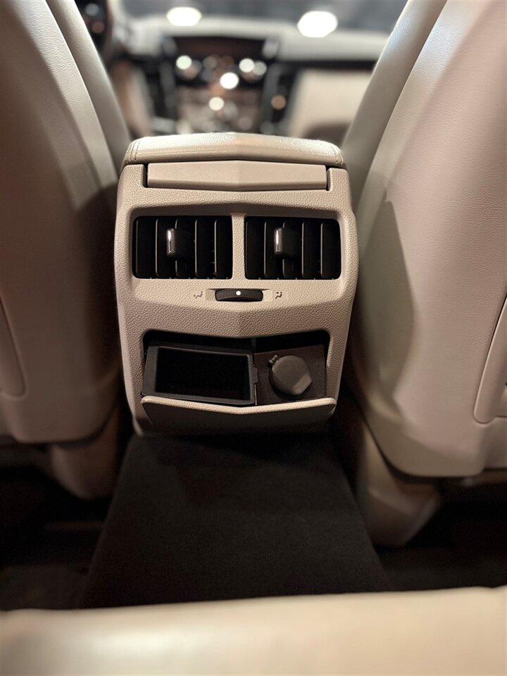 2011 Cadillac CTS-V   - Photo 31 - Bismarck, ND 58503