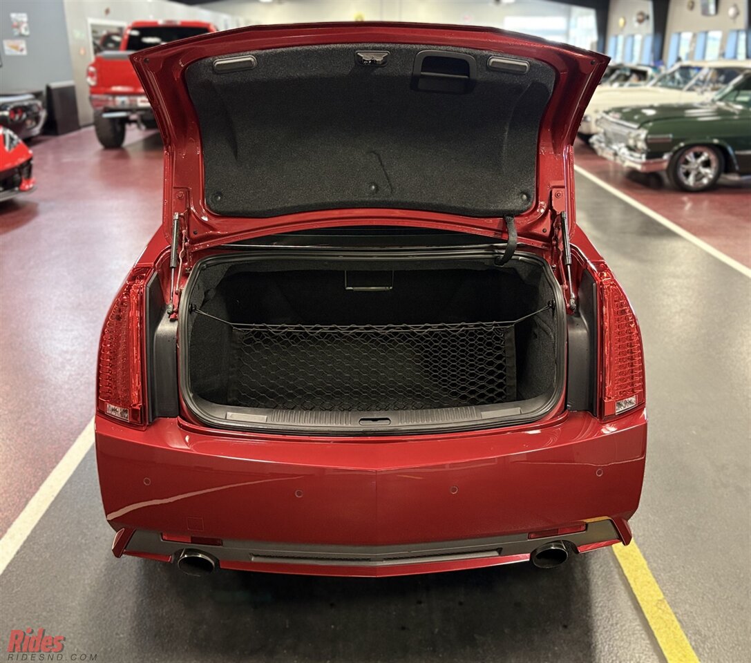 2011 Cadillac CTS-V   - Photo 40 - Bismarck, ND 58503