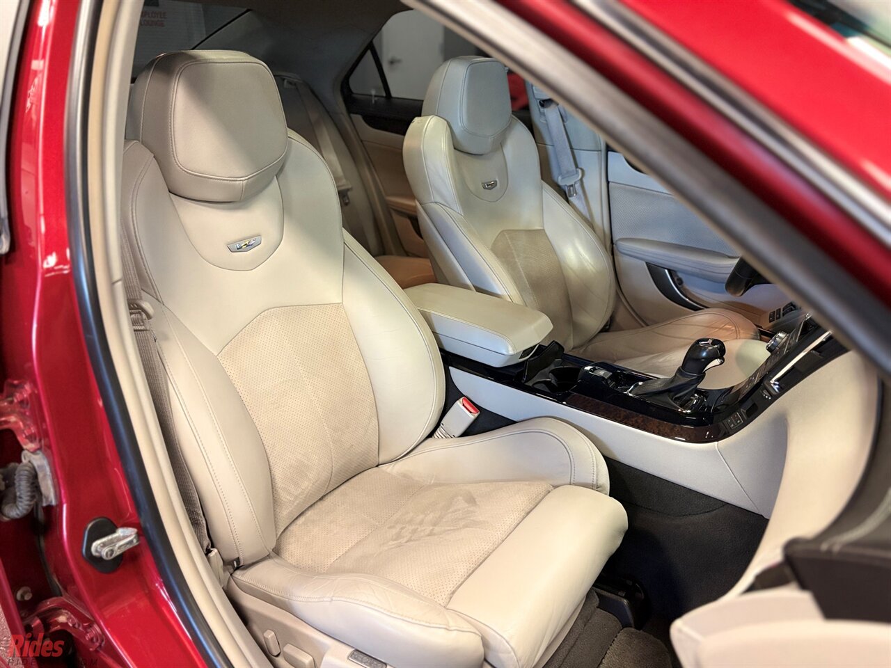 2011 Cadillac CTS-V   - Photo 55 - Bismarck, ND 58503