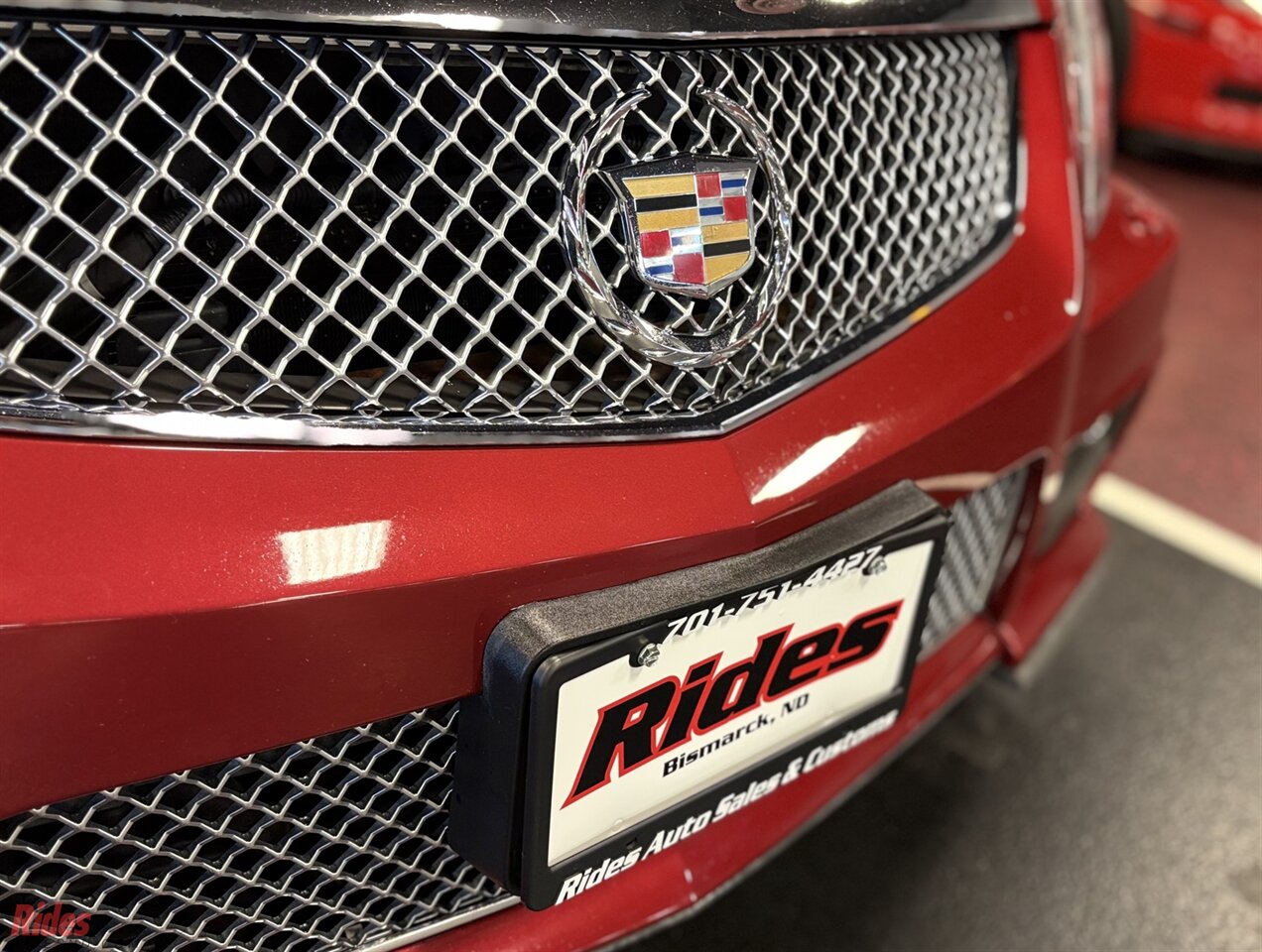 2011 Cadillac CTS-V   - Photo 3 - Bismarck, ND 58503