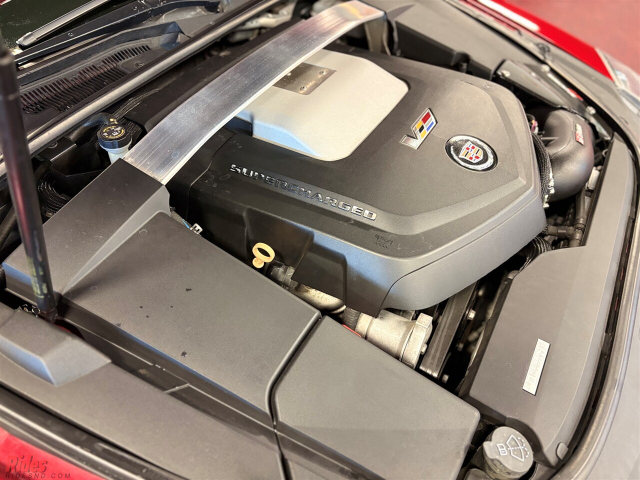 2011 Cadillac CTS-V   - Photo 65 - Bismarck, ND 58503