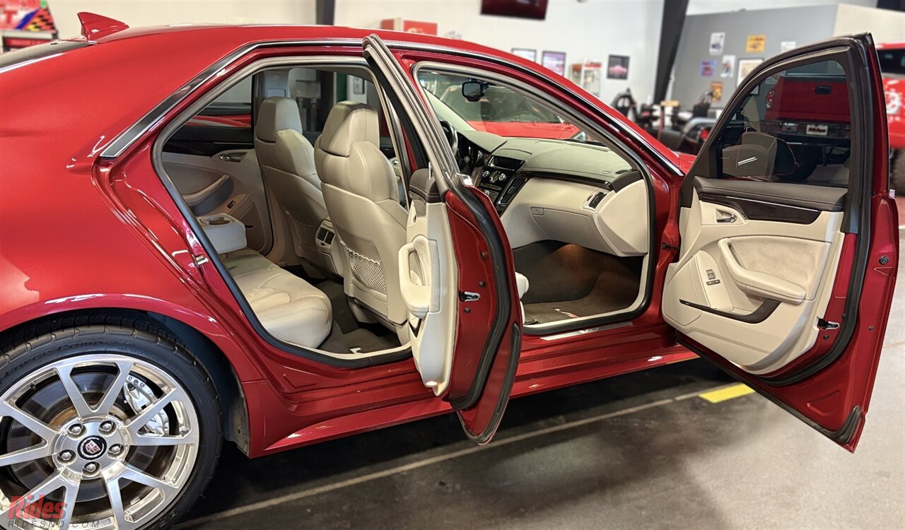 2011 Cadillac CTS-V   - Photo 49 - Bismarck, ND 58503