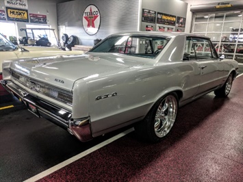 1964 Pontiac GTO   - Photo 9 - Bismarck, ND 58503