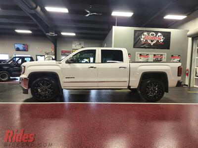 2018 GMC Sierra 1500 SLT   - Photo 7 - Bismarck, ND 58503