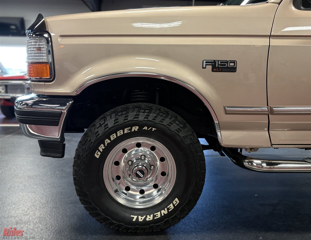 1996 Ford F-150 XLT   - Photo 5 - Bismarck, ND 58503