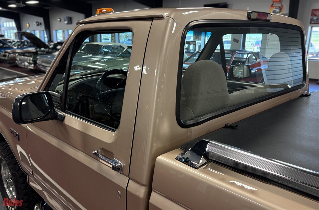 1996 Ford F-150 XLT   - Photo 13 - Bismarck, ND 58503
