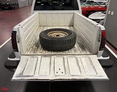 1994 GMC Sierra 1500 SLE   - Photo 11 - Bismarck, ND 58503
