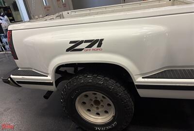 1994 GMC Sierra 1500 SLE   - Photo 14 - Bismarck, ND 58503