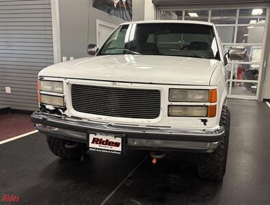 1994 GMC Sierra 1500 SLE   - Photo 2 - Bismarck, ND 58503